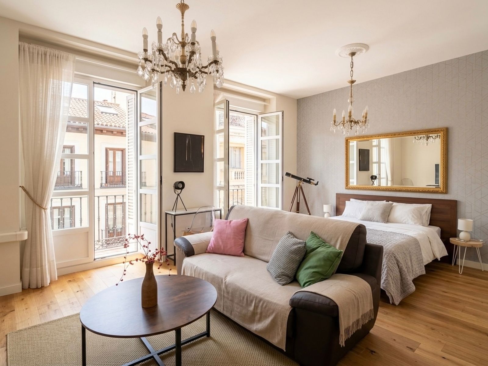 Piso en venta en Huertas-Cortes — foto 1